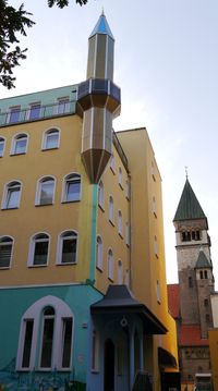 Moschee und Kirche im Wrangelkiez